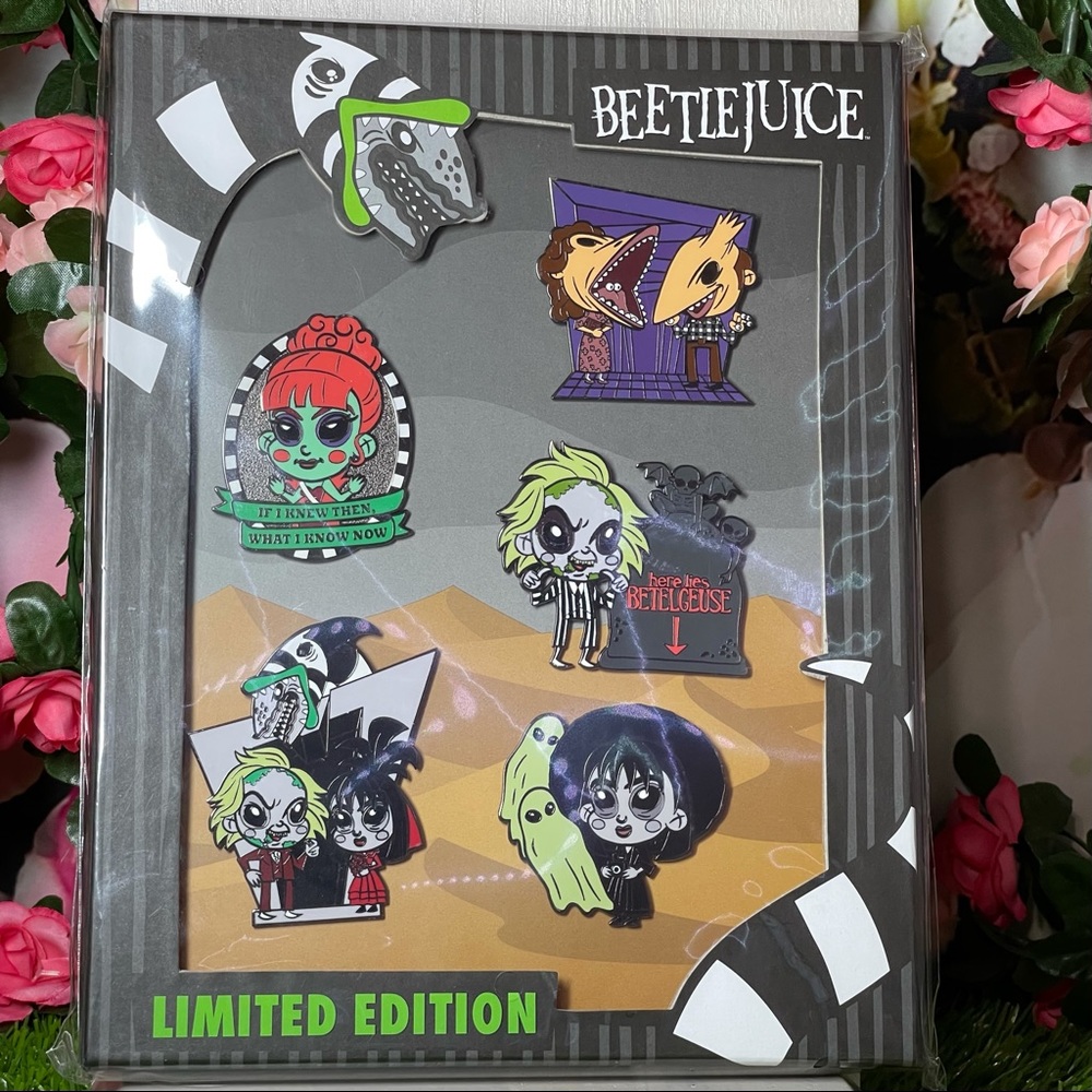 LIMITED EDITION BEETLEJUICE SUMMER CONVENTION SET